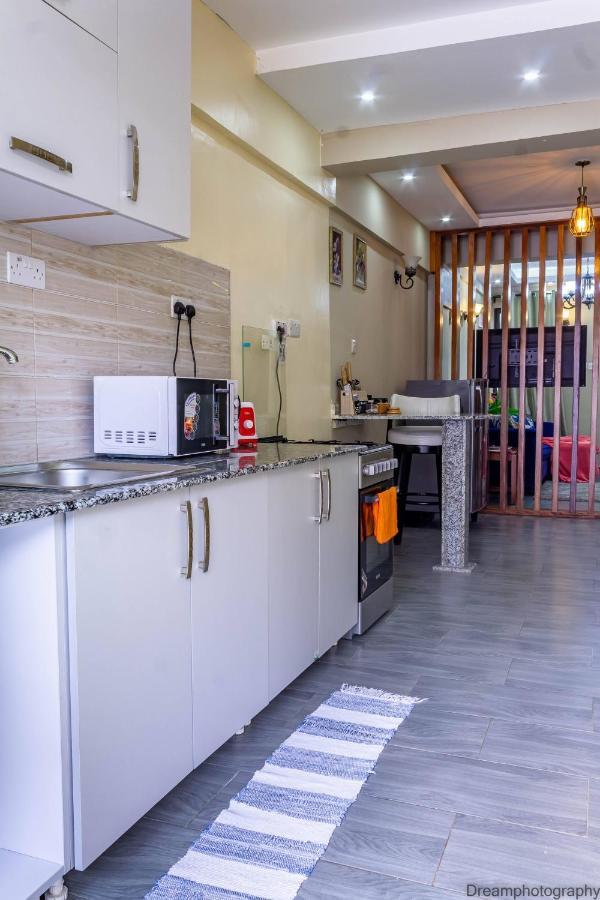 1Bedroom Near Yaya, Kilimani, With Washing Machine Nairobi Buitenkant foto